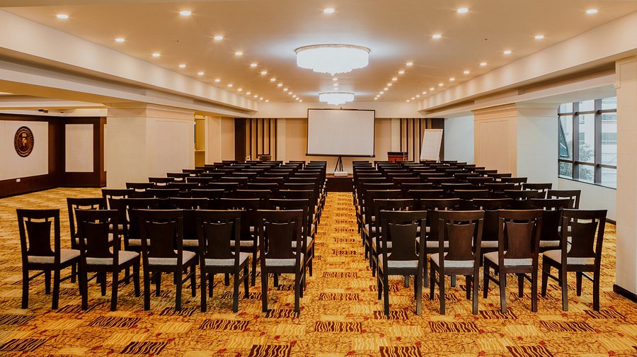 Salón del Hotel Nobility en Miraflores para Performance Live